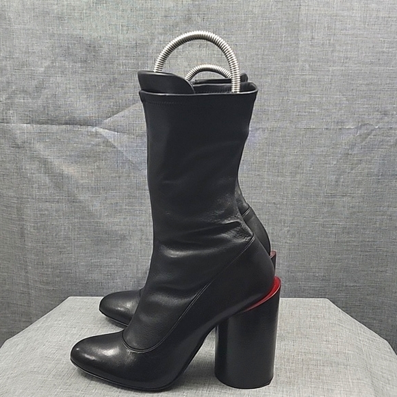 Givenchy Black Leather Stretch Runway Boot Block Heel Women\'s SZ 37 / 7 US READ